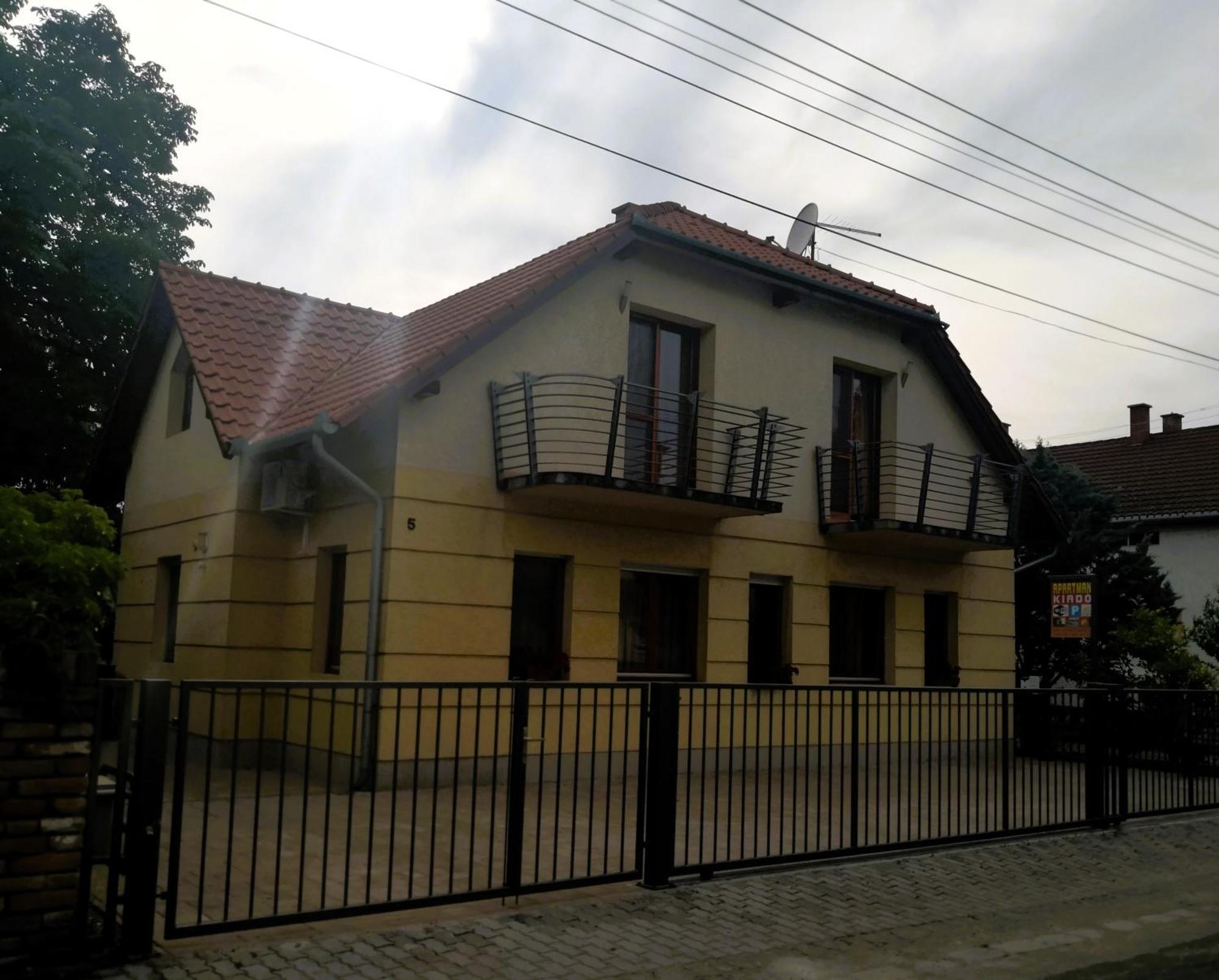 Frank Apartmanhaz Apartment Balatonboglár Екстериор снимка