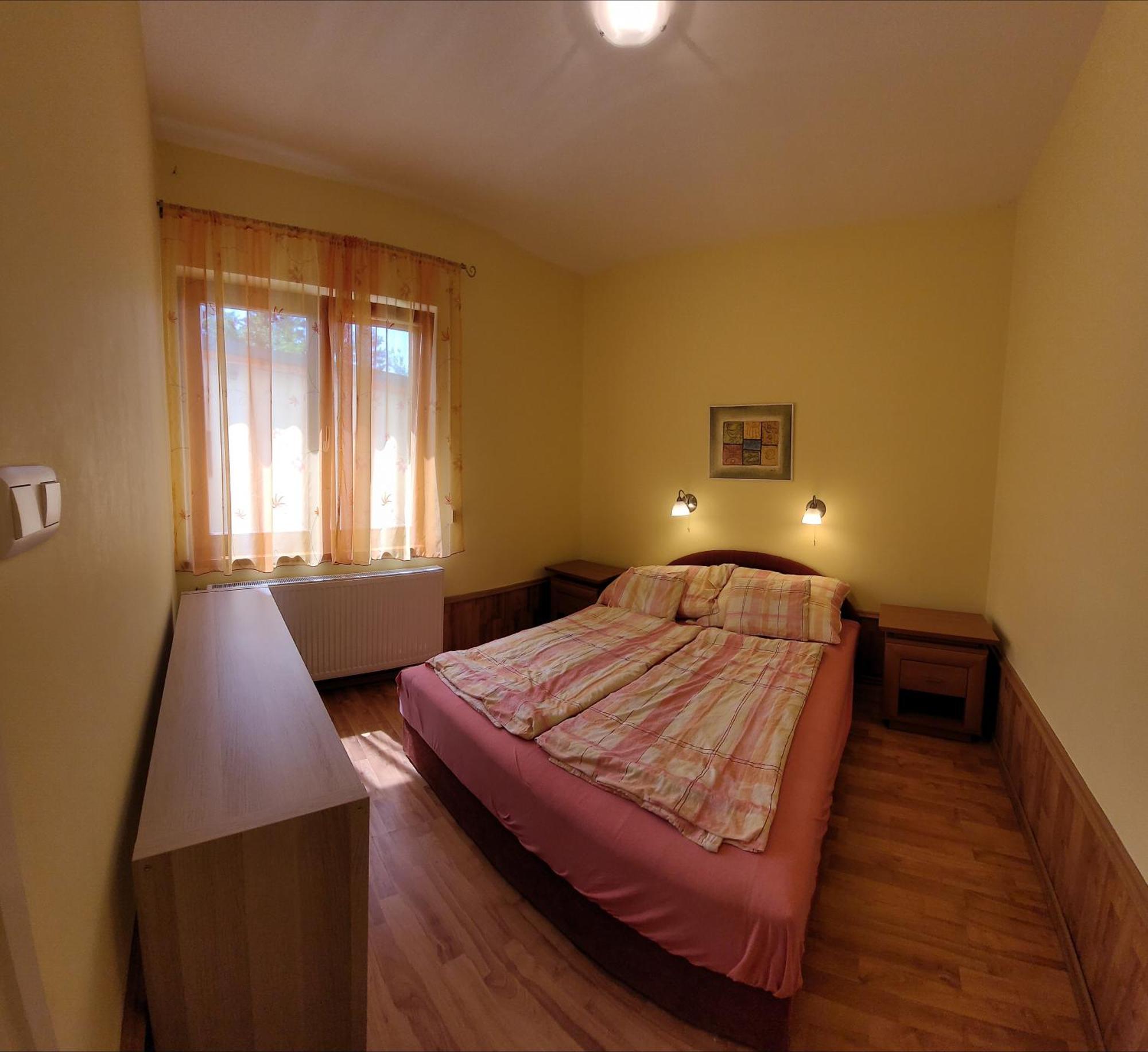 Frank Apartmanhaz Apartment Balatonboglár Екстериор снимка